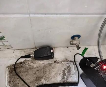 桐城屋顶漏水维修公司分享下卫生间漏水的危害及解决方法